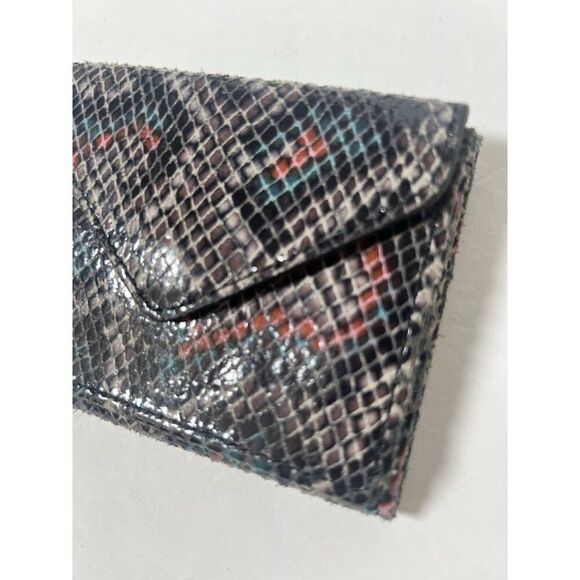 AIMEE KESTENBERG Carryall Metallic Snakeskin Wallet - Picture 1 of 8